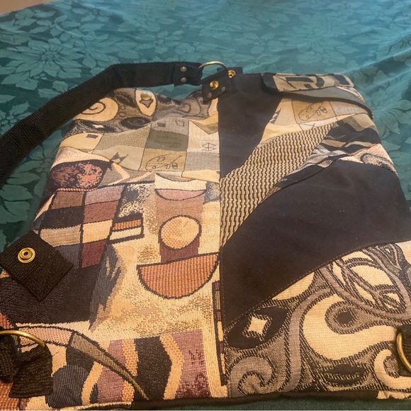 Carson Rogers Carogi Multicolored Convertible4-wayBackpack Sling w/ extra strap - Picture 3 of 7